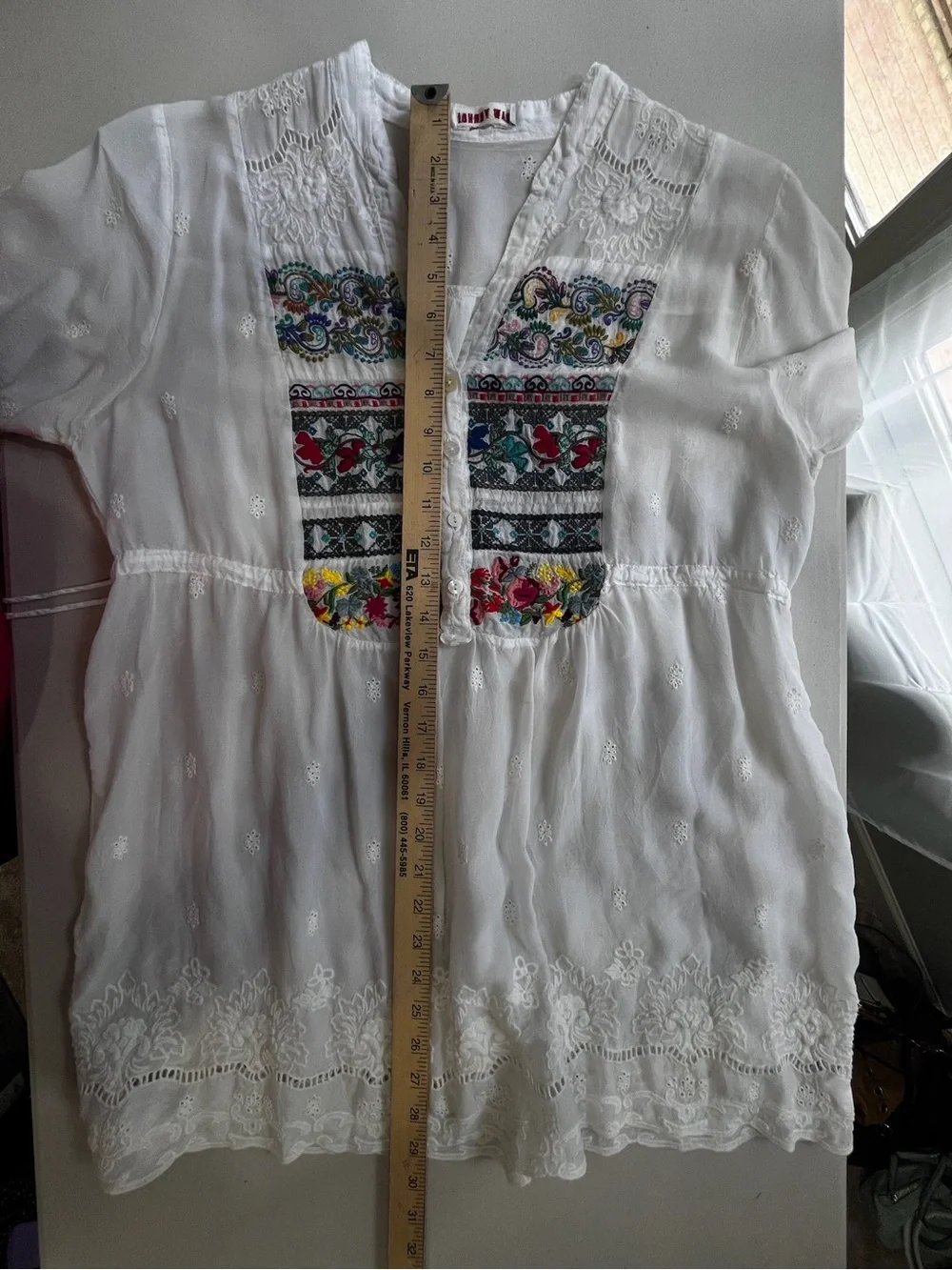 Johnny Was White Embroidered Boho Tunic Blouse Medium Cupra Rayon - Picture 5 of 7